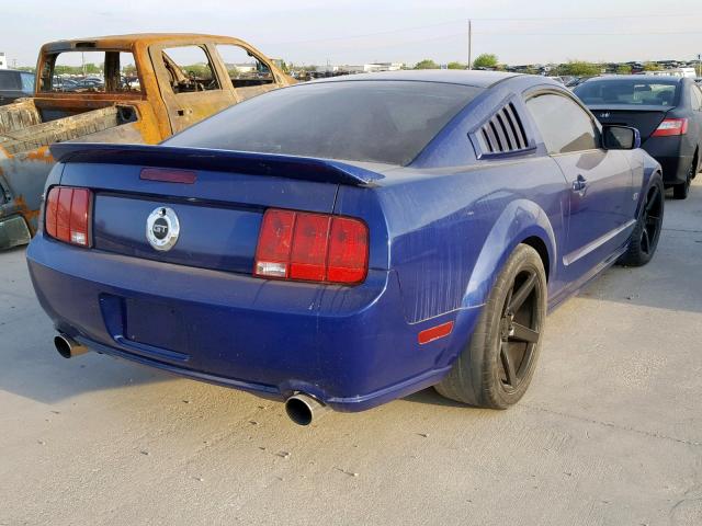 1ZVFT82H475234185 - 2007 FORD MUSTANG GT BLUE photo 4