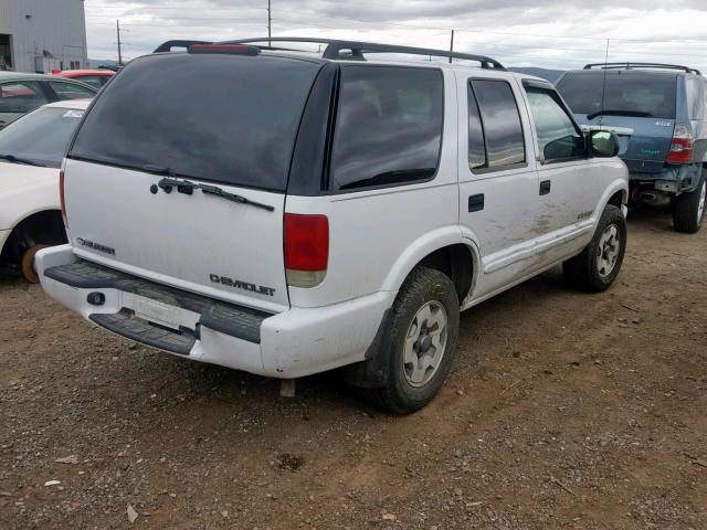 1GNDT13W62K227447 - 2002 CHEVROLET BLAZER WHITE photo 4