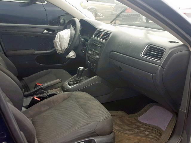 3VW2K7AJ9CM363043 - 2012 VOLKSWAGEN JETTA BASE BLUE photo 5