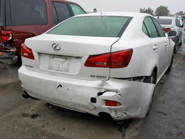 JTHBK262572034942 - 2007 LEXUS IS 250 WHITE photo 4