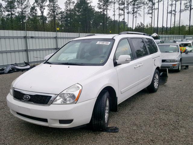 KNDMG4C73C6421354 - 2012 KIA SEDONA LX WHITE photo 2