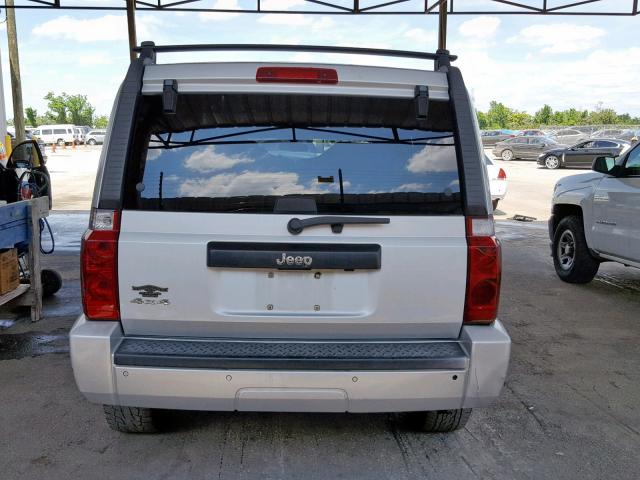 1J8HG48K46C238669 - 2006 JEEP COMMANDER SILVER photo 10
