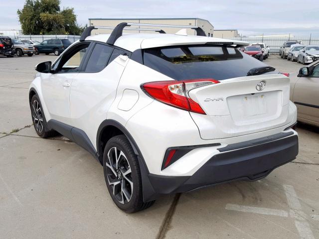 NMTKHMBX2JR020640 - 2018 TOYOTA C-HR XLE WHITE photo 3