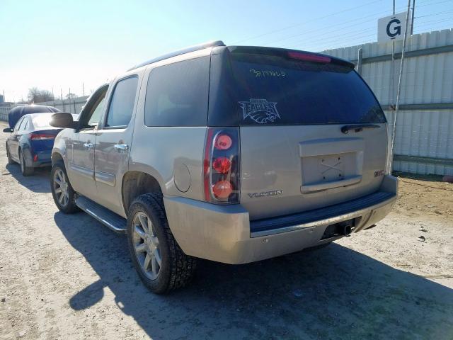 1GKFK63857J182828 - 2007 GMC YUKON DENALI  photo 3