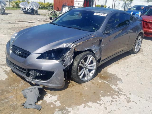 KMHHU6KH4CU069375 - 2012 HYUNDAI GENESIS CO GRAY photo 2