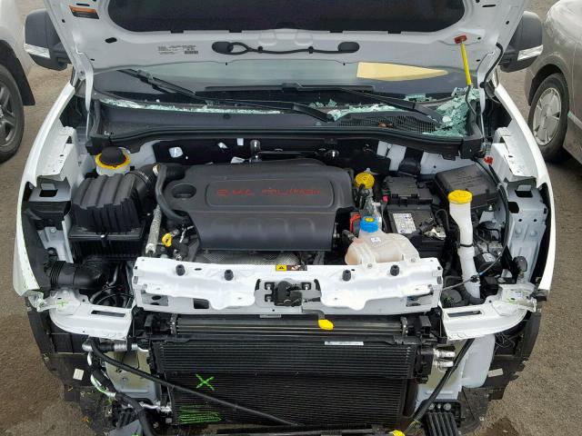 ZFBERFAB0J6L31130 - 2018 RAM PROMASTER 白色 照片 7