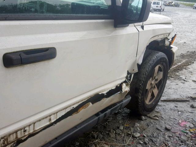 1J8HH48N86C316748 - 2006 JEEP COMMANDER თეთრი ფოტო 9