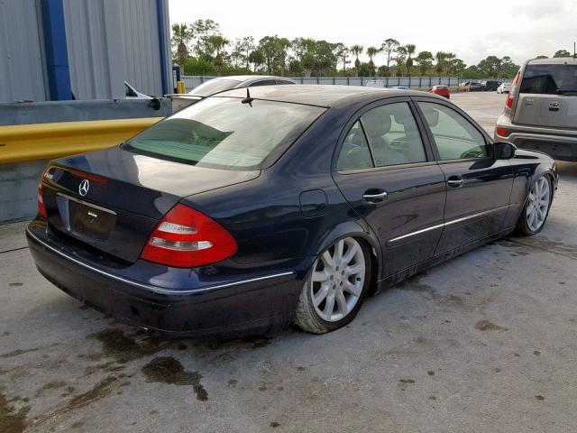 WDBUF70J83A179709 - 2003 MERCEDES-BENZ E 500 BLUE photo 4