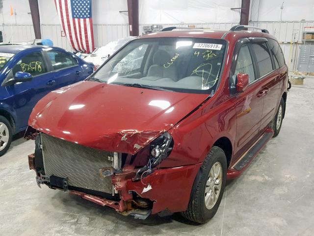 KNDMG4C71B6381323 - 2011 KIA SEDONA LX RED photo 2