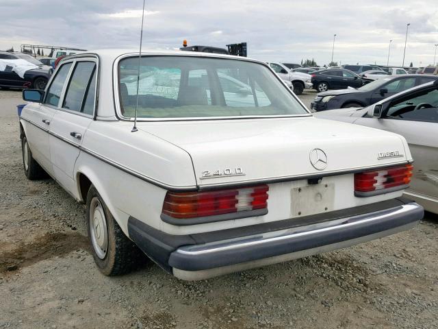 WDBAB23A5CB344543 - 1982 MERCEDES-BENZ 240 D WHITE photo 3