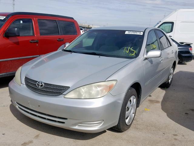 4T1BE32K03U253046 - 2003 TOYOTA CAMRY LE SILVER photo 2