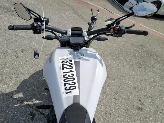 ZDM13BKW4JB008671 - 2018 DUCATI XDIAVEL GRAY photo 5