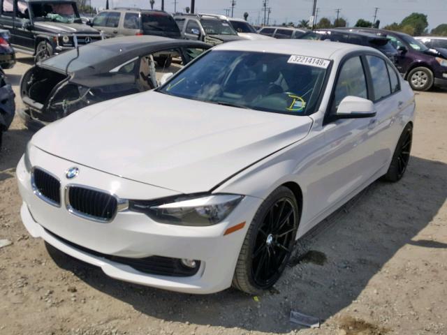 WBA3B1G53FNT05077 - 2015 BMW 320 I WHITE photo 2