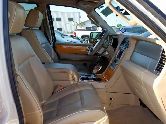 5LMFU27517LJ09290 - 2007 LINCOLN NAVIGATOR Ağ foto 5