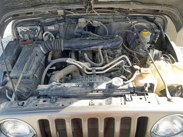 1J4FA69S04P704642 - 2004 JEEP WRANGLER / GOLD photo 7