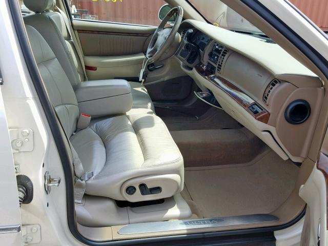 1G4CU541254107953 - 2005 BUICK PARK AVENU WHITE photo 5