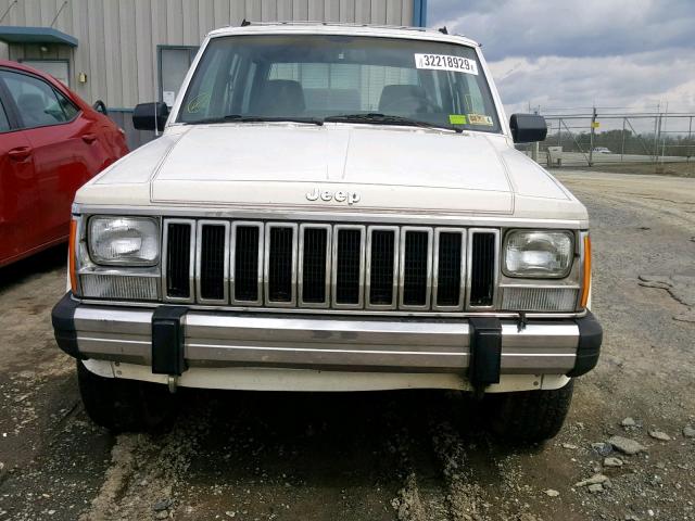 1JCML7848HT186226 - 1987 JEEP CHEROKEE L WHITE photo 10