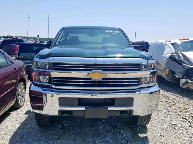 1GC2KUEG4HZ197973 - 2017 CHEVROLET SILVERADO GREEN photo 9