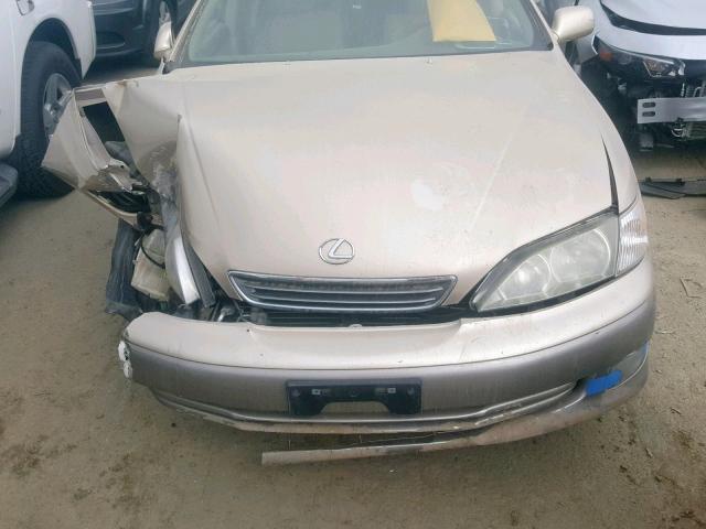 JT8BF28G810304245 - 2001 LEXUS ES 300 GOLD photo 7