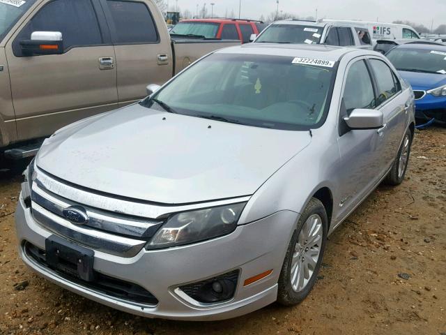 3FADP0L31AR188957 - 2010 FORD FUSION HYB SILVER photo 2