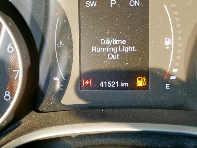 3C4NJDAB4JT479120 - 2018 JEEP COMPASS SP 蓝色 照片 8