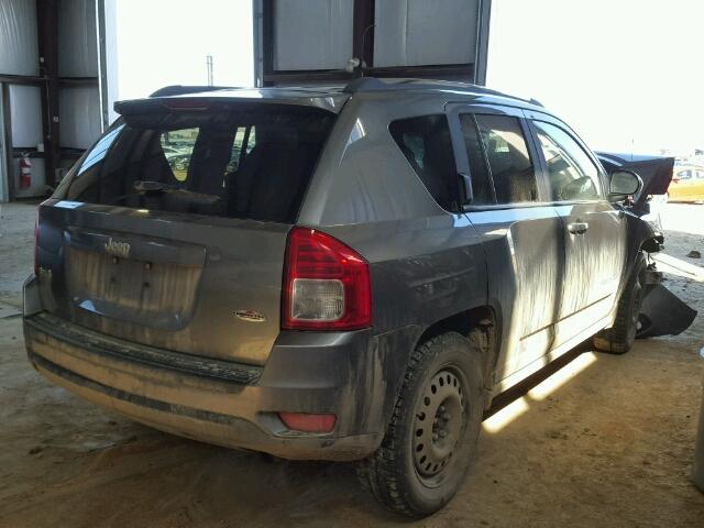 1C4NJDABXCD509391 - 2012 JEEP COMPASS BA GRAY photo 4