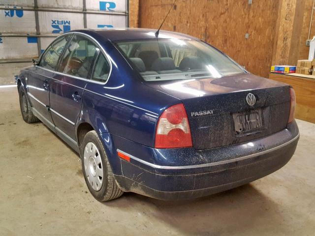 WVWMD63B83E077891 - 2003 VOLKSWAGEN PASSAT GL BLUE photo 3