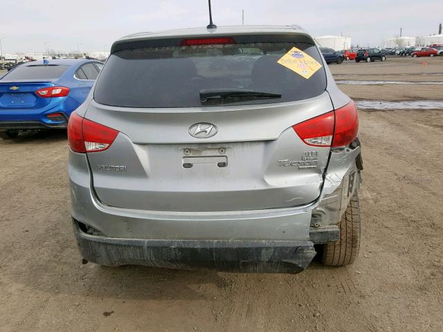 KM8JT3AC5DU582872 - 2013 HYUNDAI TUCSON GL GRAY photo 9