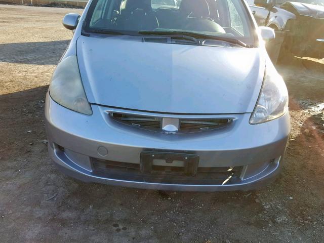 JHMGD38477S004054 - 2007 HONDA FIT GRAY photo 7