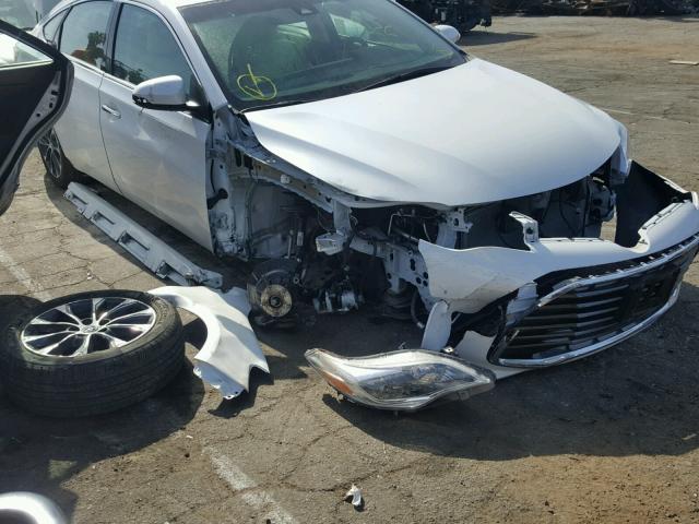 4T1BK1EB0HU259350 - 2017 TOYOTA AVALON XLE WHITE photo 9