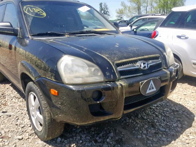 KM8JM12B55U073115 - 2005 HYUNDAI TUCSON GL BLACK photo 9