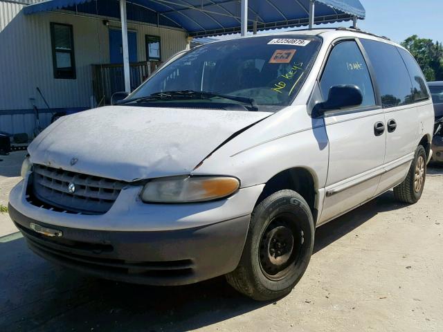 2P4FP2538XR354817 - 1999 PLYMOUTH VOYAGER WHITE photo 2