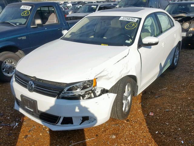 3VWLL7AJ6EM431223 - 2014 VOLKSWAGEN JETTA TDI WHITE photo 9