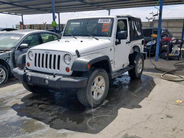 1C4AJWAG5CL160278 - 2012 JEEP WRANGLER S WHITE photo 2