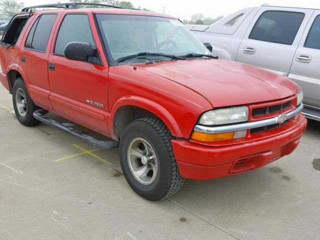 1GNCS13W82K189069 - 2002 CHEVROLET BLAZER RED photo 1