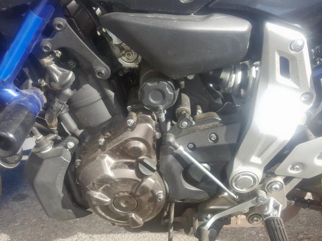 JYARM06Y2FA000718 - 2015 YAMAHA FZ07 C  photo 9