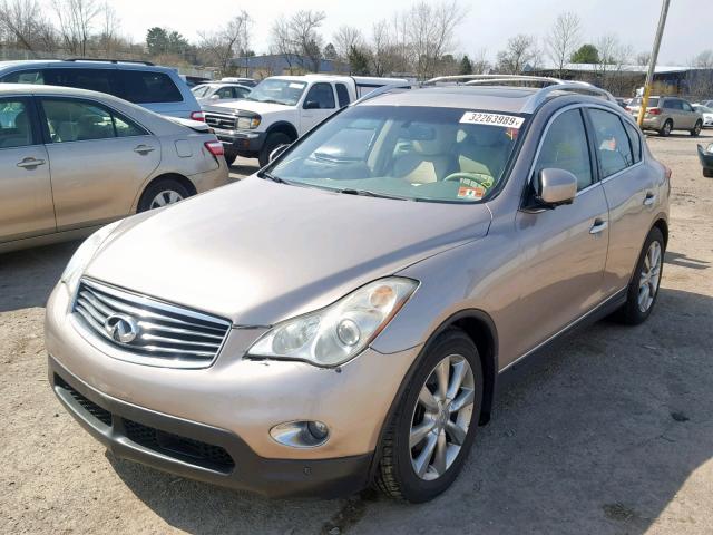 JNKAJ09F28M360978 - 2008 INFINITI EX35 BASE GOLD photo 2
