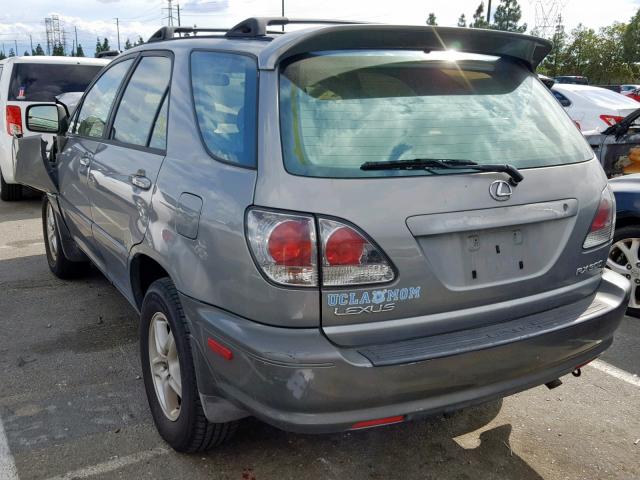 JTJGF10U320136581 - 2002 LEXUS RX 300 GRAY photo 3