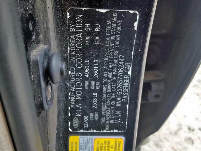 KNAFG526577062447 - 2007 KIA RONDO LX BLACK photo 10