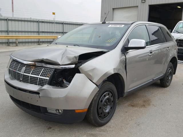 2LMDU68C88BJ00526 - 2008 LINCOLN MKX SILVER photo 2