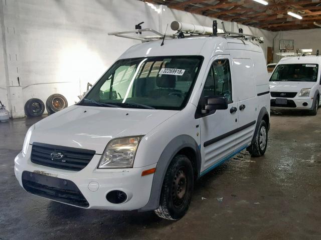 NM0LS7BNXDT140910 - 2013 FORD TRANSIT CO WHITE photo 2