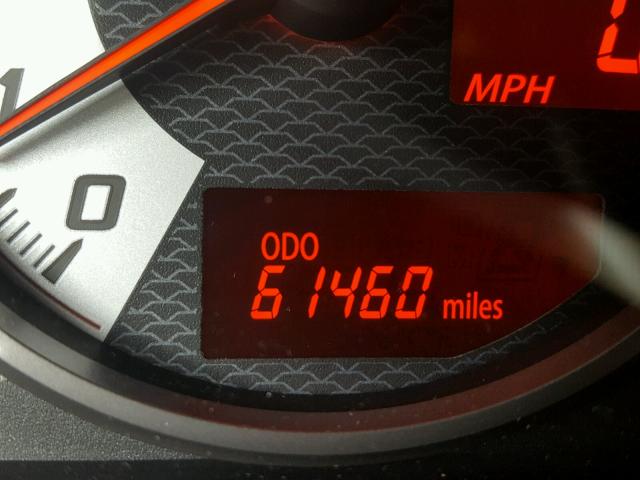 JF1ZNAA11D1718040 - 2013 TOYOTA SCION FR-S WHITE photo 8