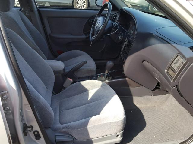 KMHDN46D06U257385 - 2006 HYUNDAI ELANTRA GL SILVER photo 5