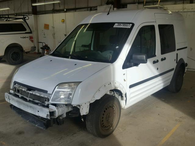 NM0KS9BN5AT026882 - 2010 FORD TRANSIT CO WHITE photo 2