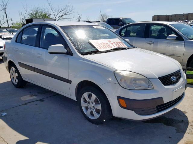 KNADE123366149506 - 2006 KIA RIO WHITE photo 1