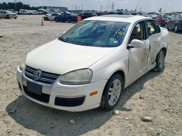 3VWEF71K07M122827 - 2007 VOLKSWAGEN JETTA WOLF WHITE photo 2