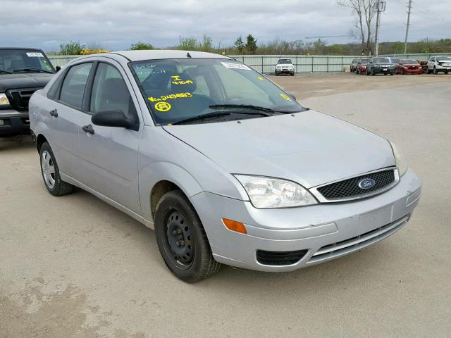 1FAFP34N67W323883 - 2007 FORD FOCUS ZX4 SILVER photo 1