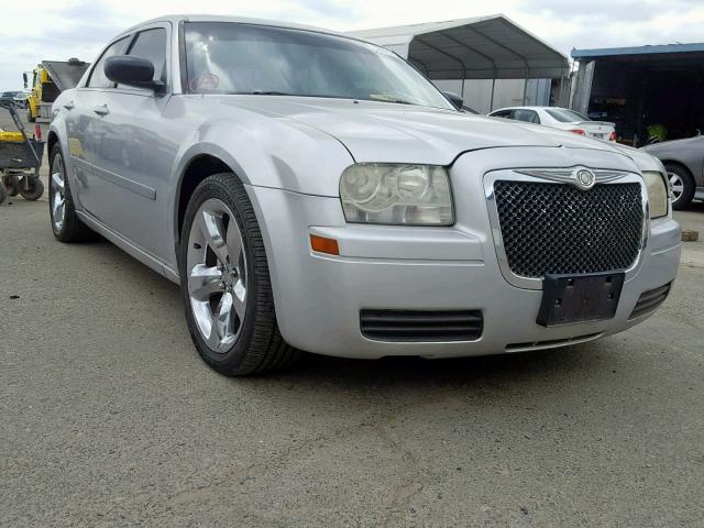 2C3KA43R26H298101 - 2006 CHRYSLER 300 SILVER photo 1