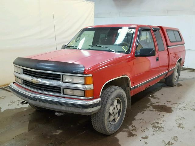 1GCEK19K7SE149098 - 1995 CHEVROLET GMT-400 K1 RED photo 2