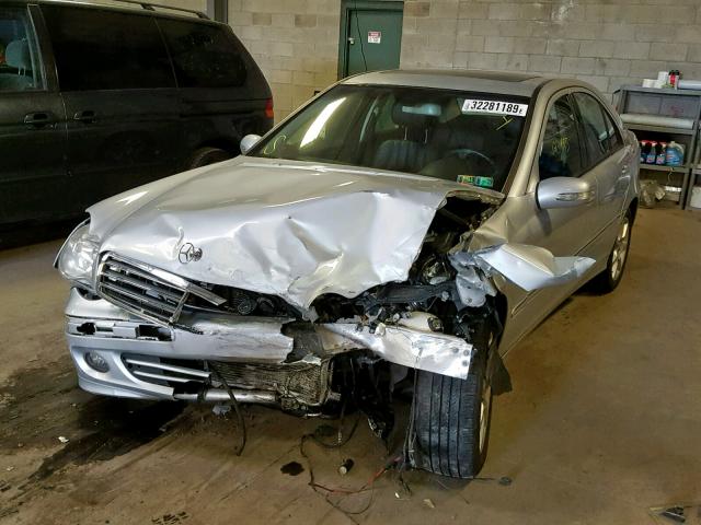 WDBRF92H47F935282 - 2007 MERCEDES-BENZ C 280 4MAT SILVER photo 2